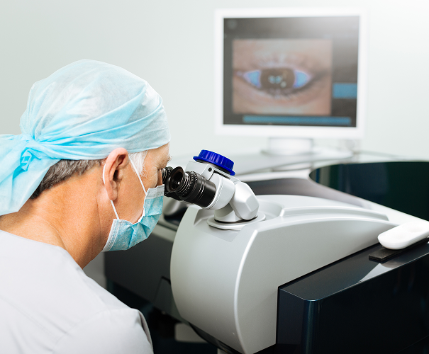 Pelatihan Wet Lab teknik trabekulektomi untuk glaukoma di MCA Eye